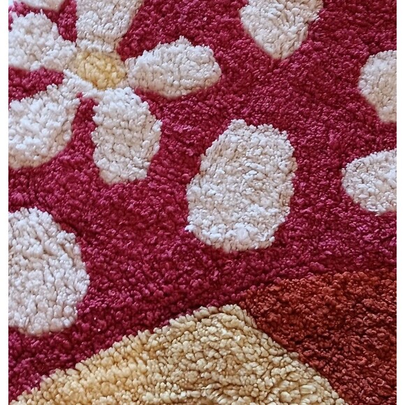 Mushroom Shaped Rug Red/Pink Mushroom & Off White Flowers Yellow Stem 36" X 24" - Picture 8 of 11